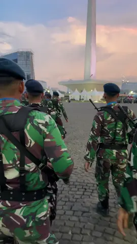 Yak baik… #huttni #huttni80 #tniindonesia🇮🇩 #monas 