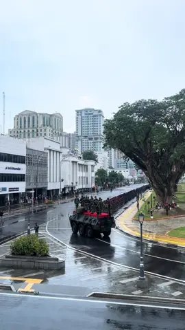Parade HUT TNI ke 80 di Medan 🔥 #fypシ゚ #foryoupage❤️❤️ #videoviral #HUTTNI80 #tniindonesia🇮🇩 #lapanganmerdekamedan 