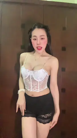 #trungthu2025 #u40vẫnphaixinhđẹp #xuhuongtiktok #💋💋💋 