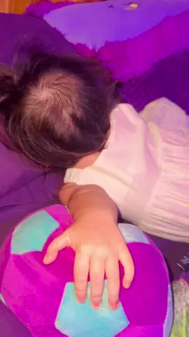 Anak sekecil ini bisa ngomong skt hati😂😂🤦‍♀️