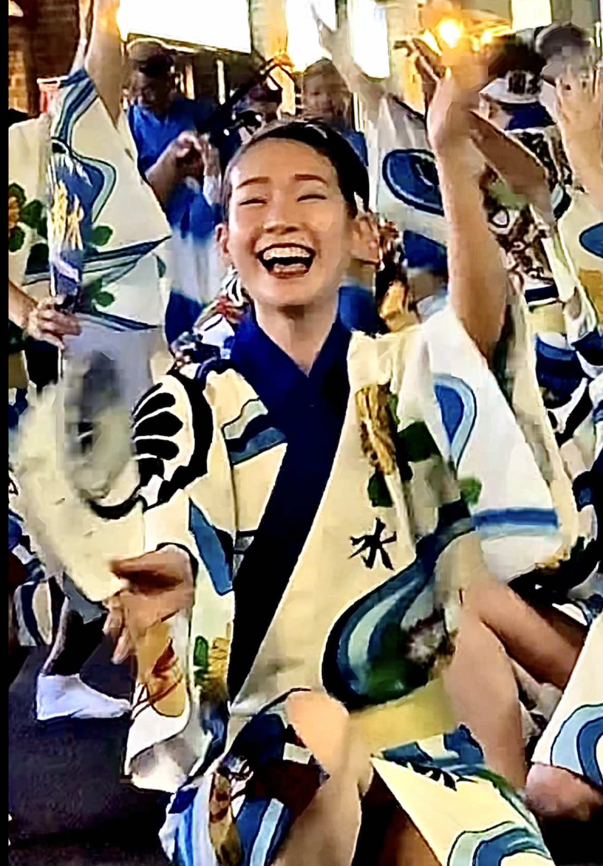 【初台阿波踊り2025】 #菊水連 笑顔溌剌！長い長い流し踊りも終わりに近づいたエンド・ポイントでの暴れ踊り！ #初台阿波踊り #初台 #阿波踊り #阿波おどり #祭り #まつり #日本文化 #着物 #awaodori #awadance #bondance #traditionaldance #beautifulmusic #flute #masturi #japanesefestival #Japaneseculture #beautifulgirl #일본문화 #kimono #阿波舞 #아와오도리