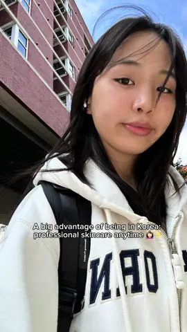 Sharing my acne journey and being open about my skin feels like a big achievement for me Let’s continue to support each other while dealing with acne. thanks to @NEW STAR CLINIC happy with the results #acne #acnetreatment #acnegirl #support #skincare     