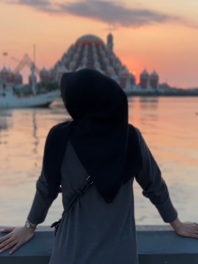 📷🍂 #pantailosari #makassarhits #sadstory #laguviral #fyp 