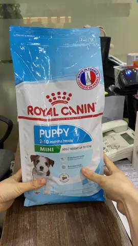 Hạt cho chó con royal canin mini puppy #meocon #cun #pets #xuhuong #viral  @Bunny  @Bunny  @Bunny 