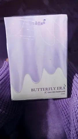 duh aduh cakep bgt packagingnya mana WANGI BaNgETtttttt pwicc #bebliss #parfum 