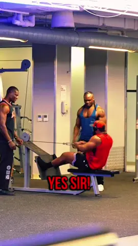Part 32 #anatoly #prank #gym #fyp #foryoupage 