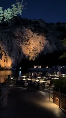 Dreamy dinner on a lake in Greece  #athens #travel #lakevouliagmeni #greece #thingstodoinathens 