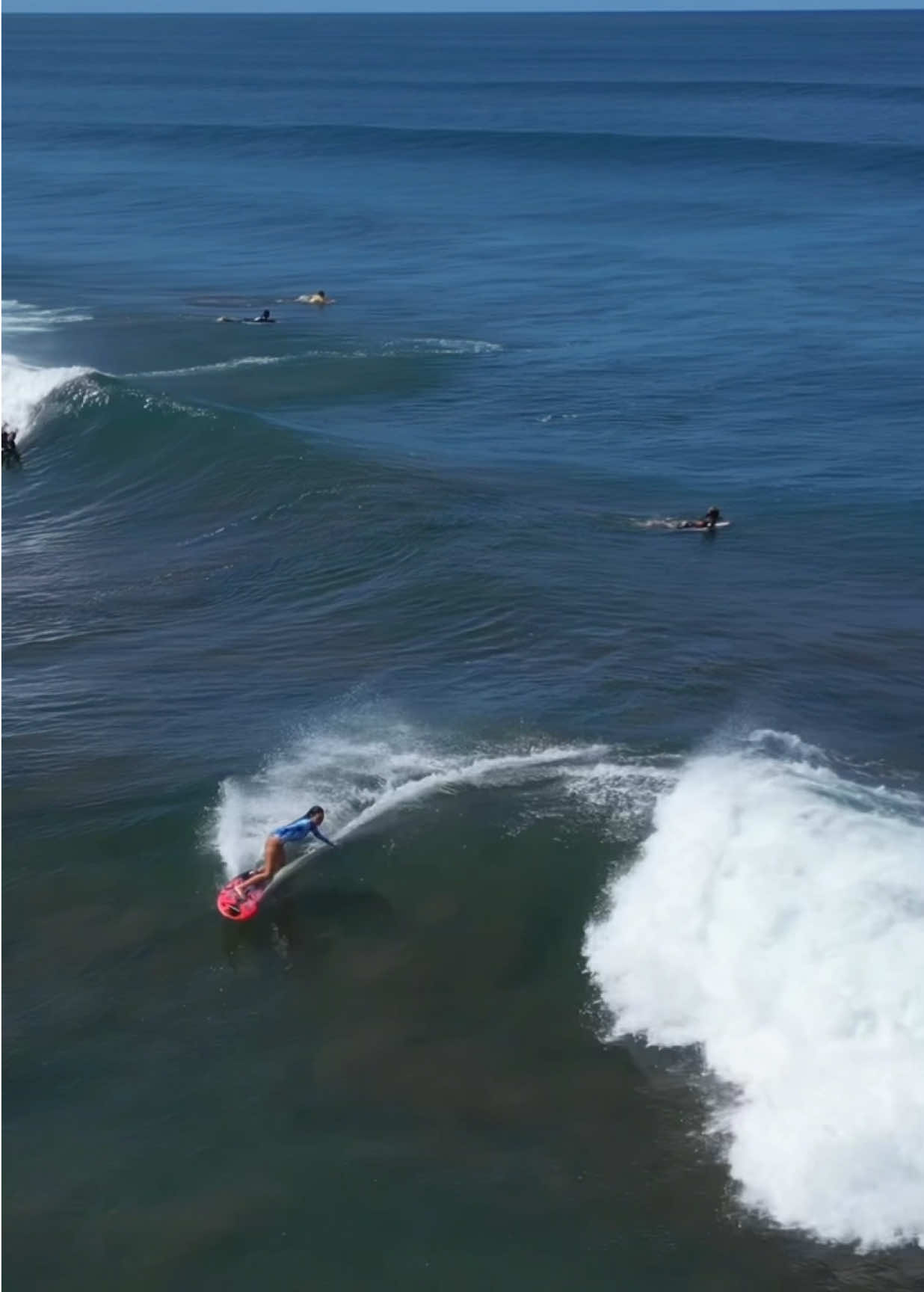 Surf in Nicaragua is so cool🤩🌊🩵✨🏄🏽‍♀️#surf #surfcamp #surfnicaragua #nicaragua #surfeuse 