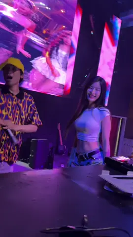 ថាមិចស្រលាញ់ DJ ហ៎🤭មក Follow Pub មក❗️