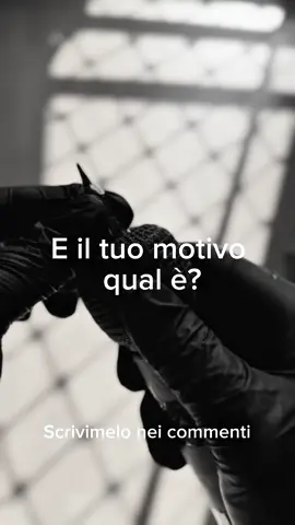 Qualunque sia il tuo motivo o la ragione per cui desideri tatuarti io sono qui e sarò sempre pronto a darti il massimo della serietà e della professionalità e ad ascoltarti quando avrai bisogno di sfogarti..  Che sia per per una parola di conforto. a Che sia per festeggiare i tuoi traguardi!! #tatuaggio#brianza#sondaggio#italia #fyp 