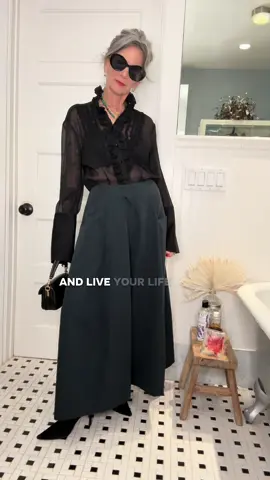 Sixty Five or Sixty Thrive!  FIT DETAILS: BRA: @Harper Wilde discount code heidi15 PANTS: @kaarem BLOUSE: thrifted - brand is SAMUEL DONG BOOTS: old barneys BAG: @Coach SUNNIES: @Crossroads Trading 