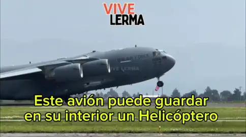 Este avión puede guardar un helicóptero dentro de él y aterrizo en Toluca ✈️🚁😨😱 #aeropuerto #toluca #helicoptero #vuelo #avion 