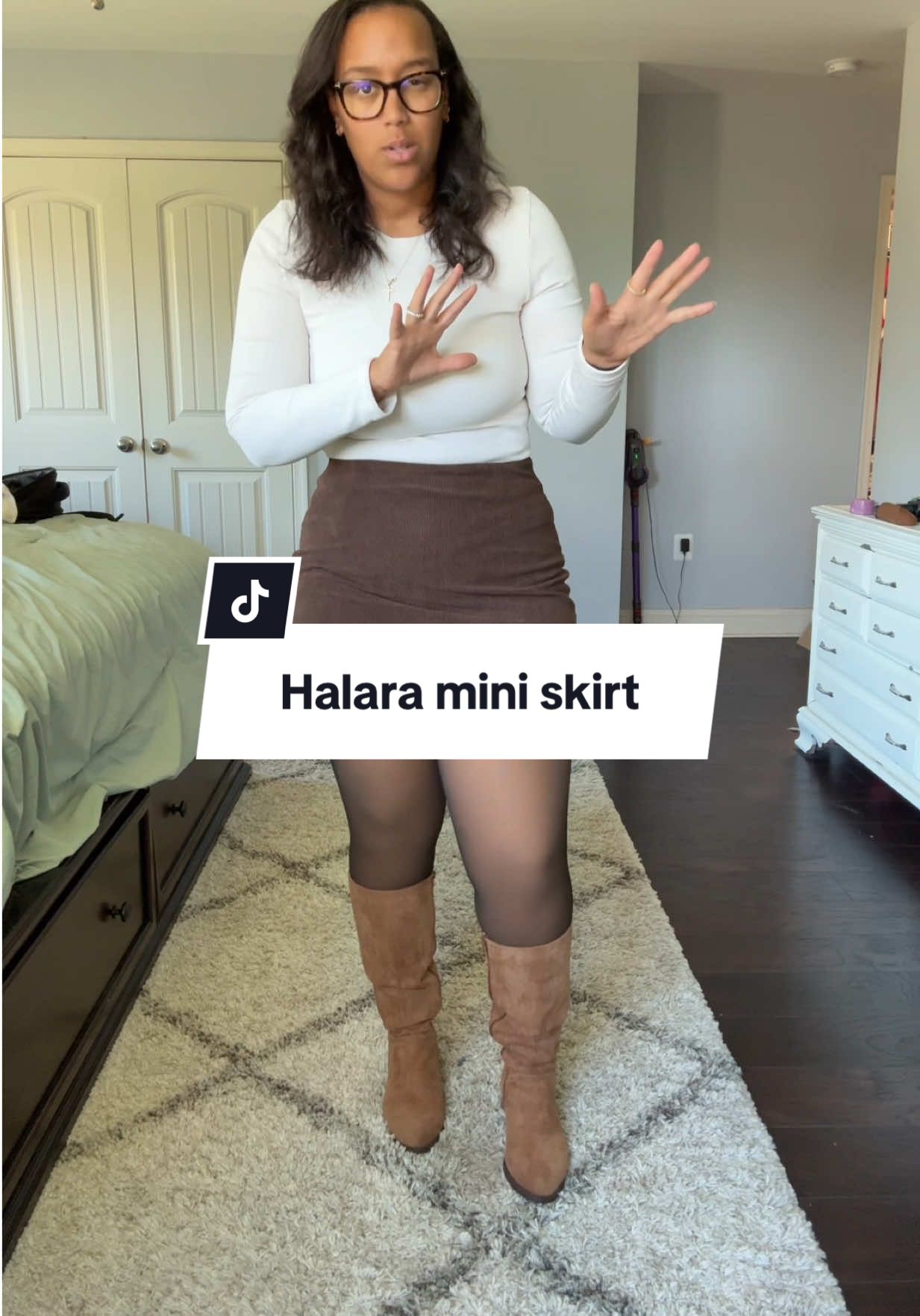 Replying to @gabbieextraaa the corduroy miniskirt is from Halara. I am absolutely obsessed! #halara #miniskirt #corduroyskirt #halaratiktokshop  #tiktokshopfalldealsforyou  @Halara 
