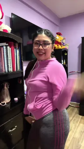 Bailecitooooo de mañana jsjsjsj vámonos al gym 🩷🥰🙂‍↕️#like #viraltiktok #fyp #fyppppppppppppppppppppppp 