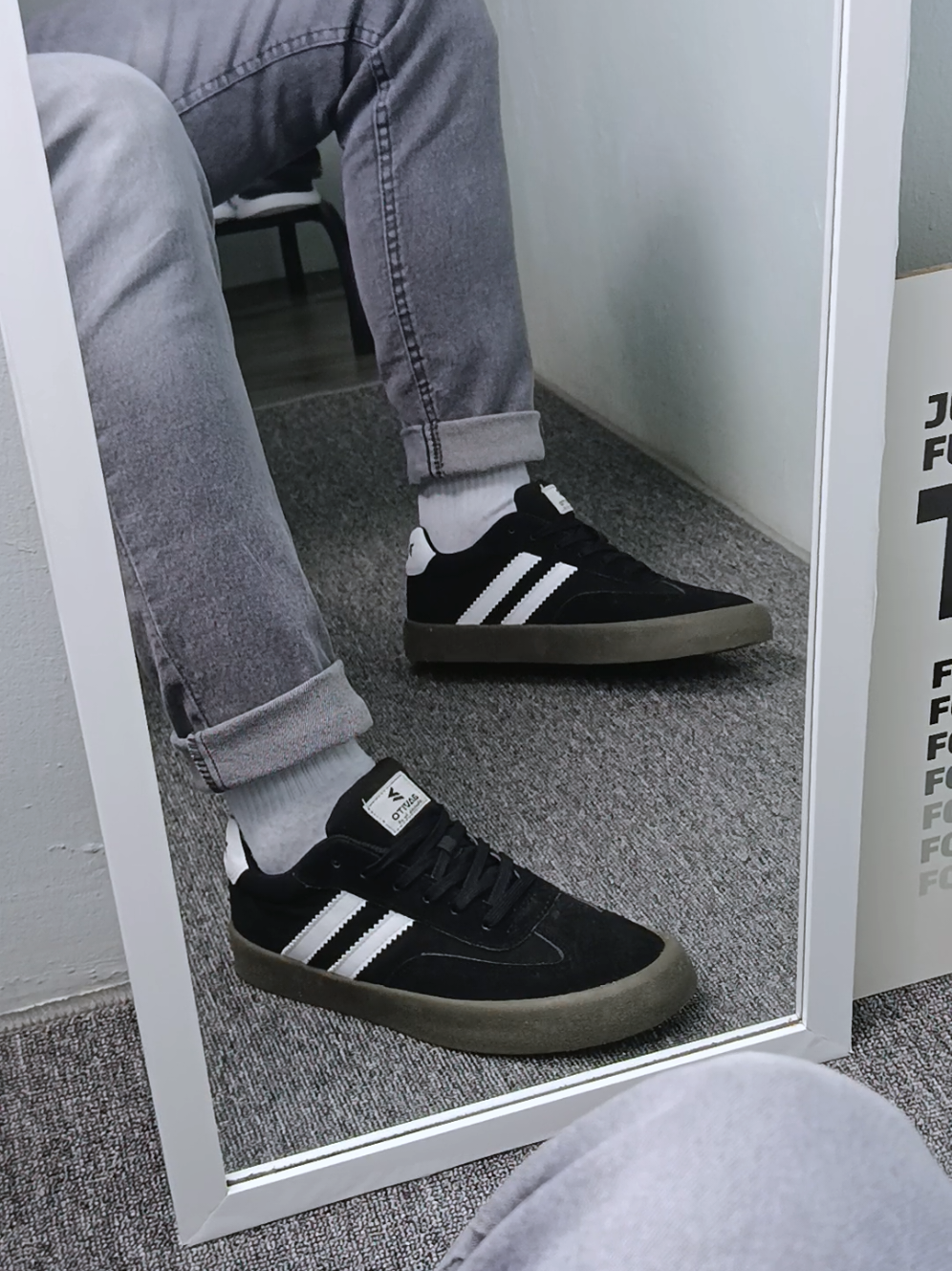 Bavito Classic Low Hitam Putih #sepatu #sneakers #sepatusneakers #sepatucasual #outfit 