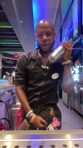 - Do what it do @ice spice .. #foryoupage #trend #yzxcba #bartender 