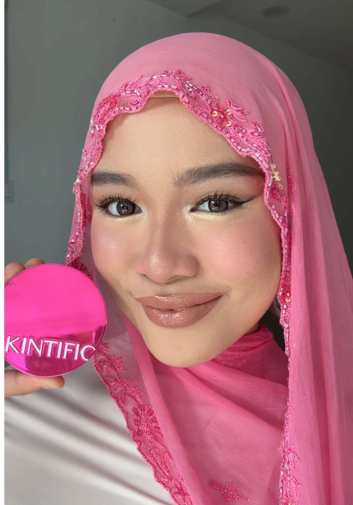 pink pink cushion 🌷🎀🩷 #pinkcushion #skintificmy 