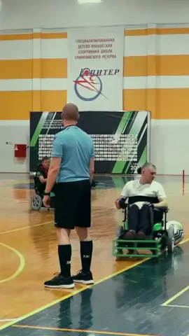 Забивает кто? Конечно, Шаг вперед! Конечно, Ольга Миллер! #powerchairfootball  #футболнаэлектроколясках #гол #football #ФКШагВперед