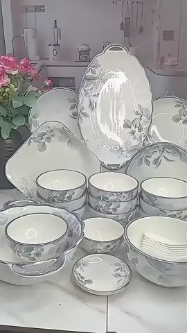 Bộ bát đĩa hoa tiết diệp hồng 31 chi tiết #gomsucaocap #bobatdia #batdia #giadungnhabep #huonggiadung36 