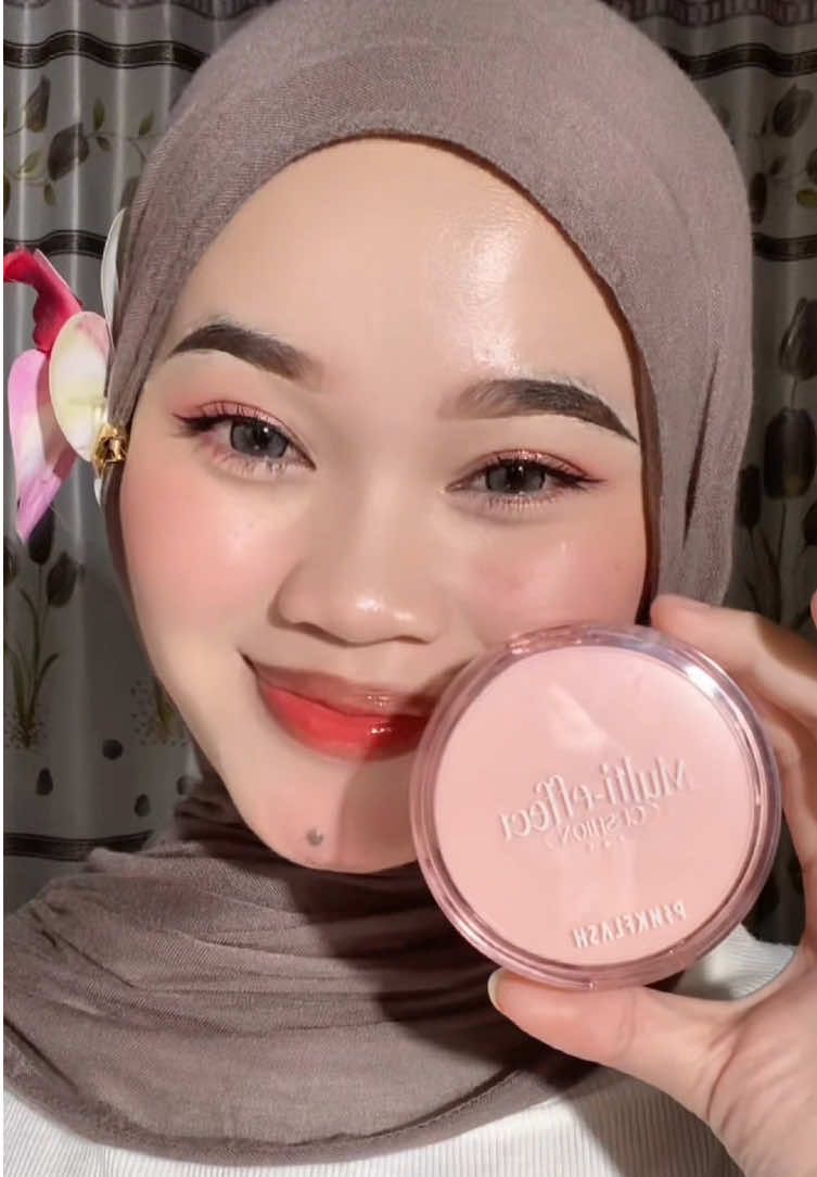 Plisss kaku bangett pertama kali cobain transisi makeup😭😫🫶@PINKFLASH.beauty @PINKFLASH.PH #transisimakeup #trending #beautytips #makeupchatchallenge 