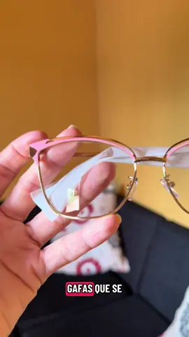 Gafas fotocromáticas sin aumento 🫶🏼 📍Estilo y comodidad  📍Protección UV 📍Perfectas para todo el día  Agenda tu pedido al whatsapp: 0981 475338 #paraguay #paraguay🇵🇾 #paraguayoite🇵🇾❤️ #paraguaytiktok 