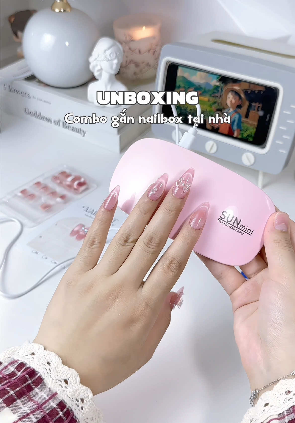 Lần đầu làm nailbox tại nhà dễ hay khó ? 🥹 #riviucunghuong #unboxing #reviewlamdep #nailbox #nails💅 
