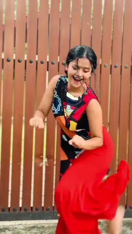 ආවා ආවා මං ගාවට පායා.. 🙉😍 . . . . . . . . ##samadhirathnayake##viral##trending##capcut##song