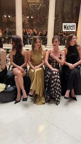 #rainspencer #ninaricci #parisfashionweek #onregardequoi #pfw 