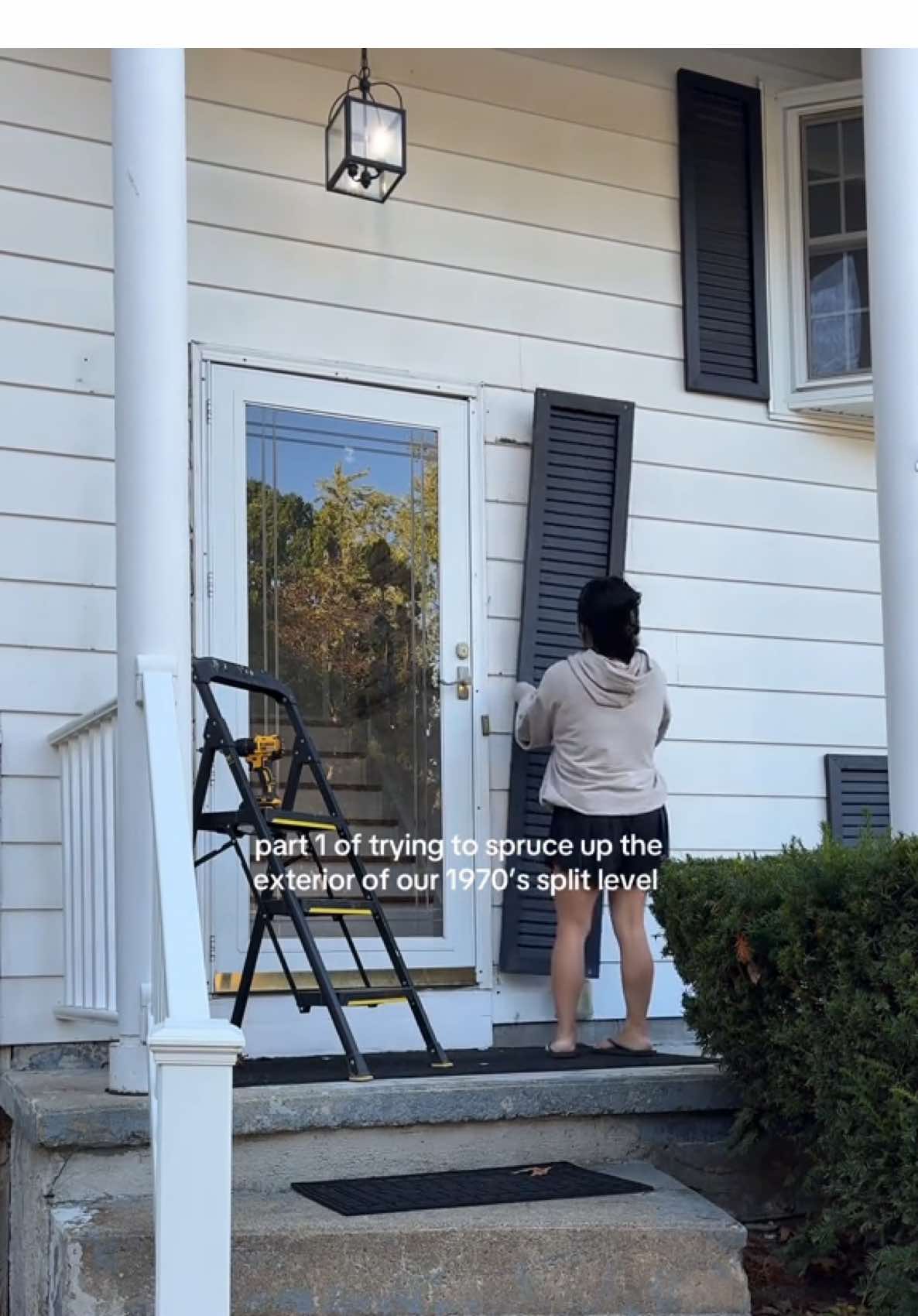 Guys give me all of your home improvement suggestions, this is not in my wheel house but i want the exterior of our home to look more updated and modern. Also i want to repaint the cement stairs/ porch? Is that a thing??? @Lowe’s send help pls  1970s split level home exterior home improvement home improvement upstate ny upstate ny mom Saratoga springs mom #splitlevelhouse #splitlevelhome #upstatenymoms #saratogaspringsny #saratogaspringsmoms 