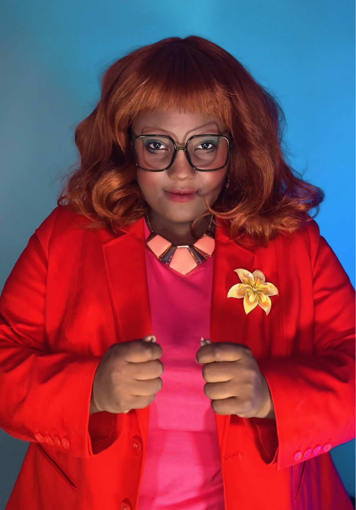 Aunt Gladys cosplay for the start of the Halloween cosplay antics 😋 // #weapons #weaponsmovie #auntgladys #auntgladyscosplay #keondrak 