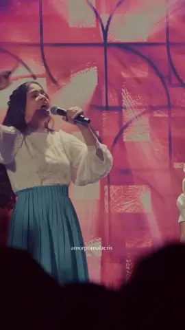Nele Esperarei 🙏🏻❤️ Sinta Deus te tocar através dessa canção!  #EulaCris #NeleEsperarei #tiktokcristao #SarahFarias 