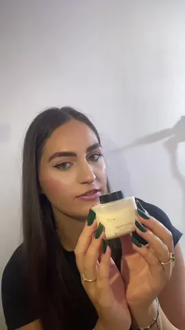 Ce alte pudre accesibile imi recomandati ? #fy #makeup #pudra @Makeup Revolution 