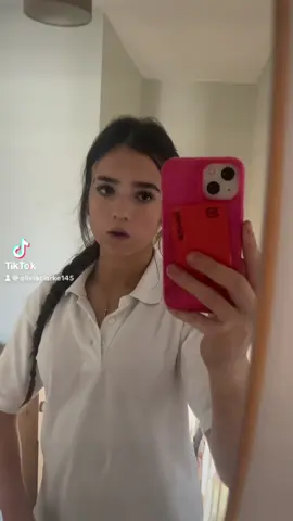 👕😚