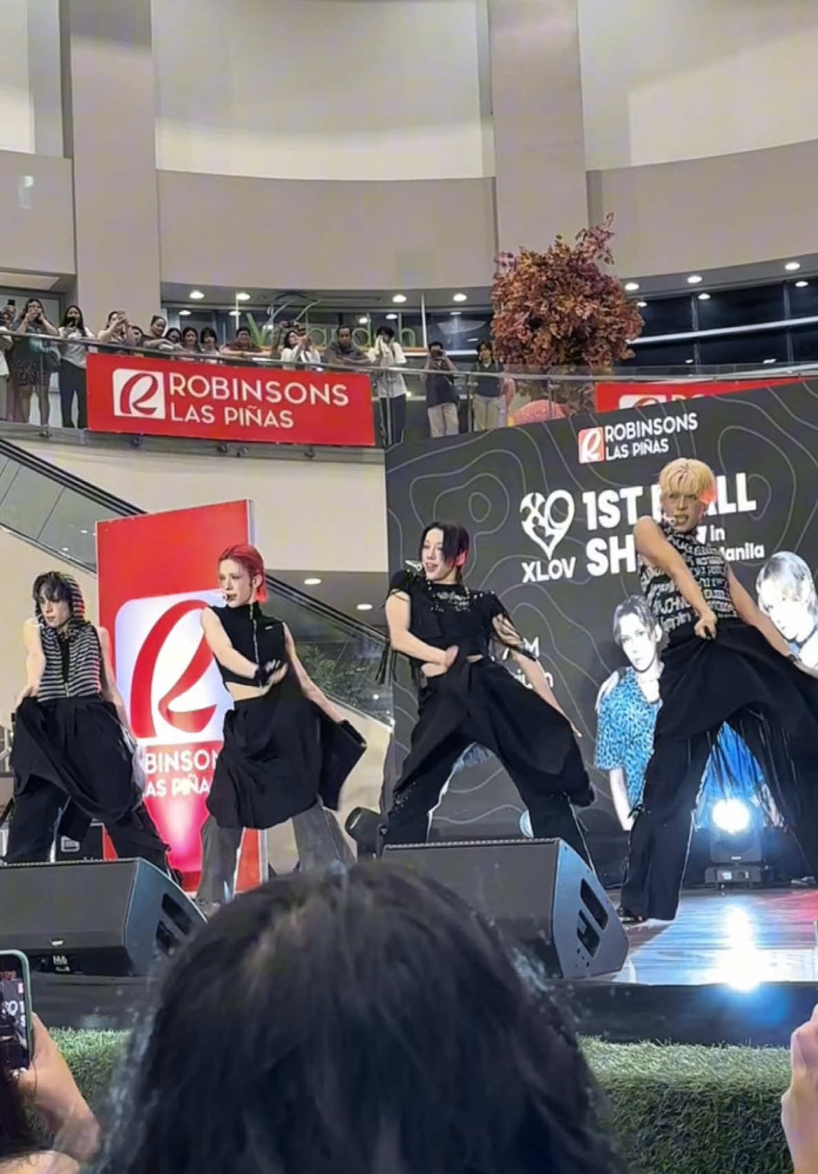 [251001] XLOV - BIZNESS | XLOV’s 1st Mall Show in Manila @XLOV #xlov  #xlovinmanila 