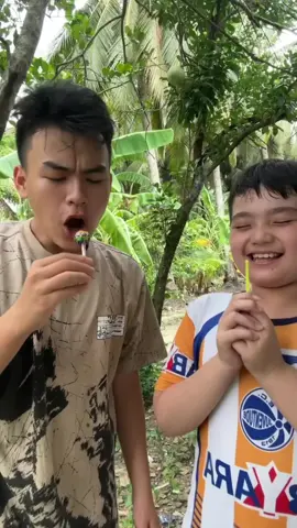 Exchange ice cream together #xuandongvlog #meme 