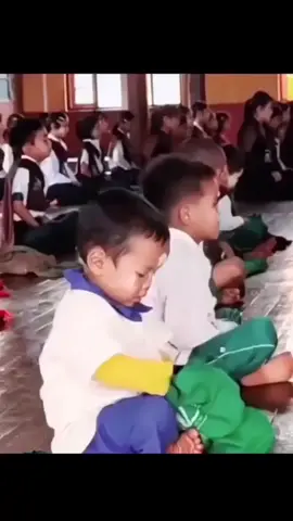 මේකටනම් නිවන අත ලගයි😅😁💖 #kids #children #funny #viral #like 