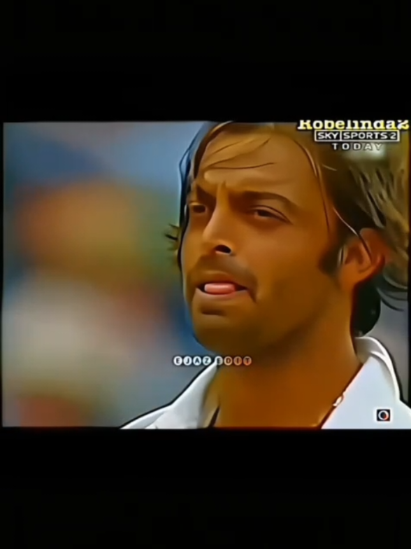 shoiab Akhtar bowling 🦅🔥  #trending #f #foryou #foryou #trendingvideo #tiktokshop #trending?videos🔥fyp #for #unfreezemyacount #foru #foryoupage #shoiabakhtar 