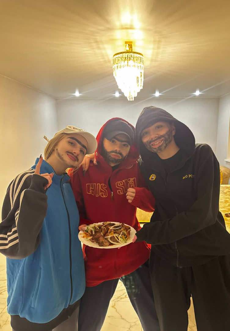 #кавказ #кавказскиетанцы #кавказскаямузыка  #кавказцы #кавказскиепесни 