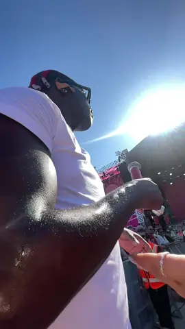Mä en sit ees koskenukkaa eli älkää valittako mulle✊🏻😓🥀 mut mirtsu tuli aika lähelle🫰🏻btw joku kutitti sen kainaloo #viral #mirella #turisti 