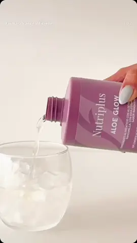 ✨ ¿Para qué sirve Aloe Glow? • ayuda a regular el tránsito intestinal y a aliviar molestias digestivas como acidez.   •	Favorece la eliminación de toxinas y promueve una sensación de ligereza.   •	Ayuda a la hidratación y a la absorción de agua y nutrientes del cuerpo.   •	Tiene efecto antioxidante (gracias al aloe, y también a otros ingredientes posiblemente presentes) para proteger las células del daño de los radicales libres.   •	Apoya el bienestar general, brindando un impulso de energía y vitalidad.  