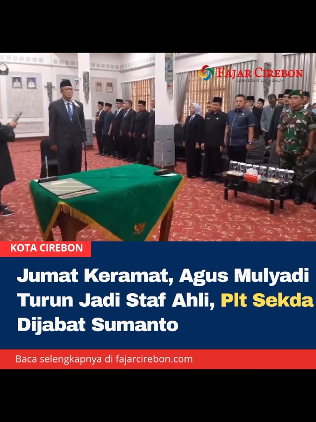 Jumat Keramat, kata ini biasa terdengar di lingkungan Pemkot Cirebon.  Hal ini berkaitan dengan rotasi dan mutasi pejabat yang biasa dilakukan pada Hari Jumat. Nah, pada Jumat pagi (3/10/2025) Wali Kota Cirebon Effendi Edo melakukan rotasi Jabatan Pimpinan Tinggi Pratama yakni Agus Mulyadi yang sebelumnya menjabat Sekda Kota Cirebon, digeser atau diturunkan menjadi Staf Ahli Bidang Ekonomi dan Pembangunan. Edo juga melantik Sumanto yang sebelumnya menjabat Asisten Prekonomian dan Pembangunan, menjadi Plt Sekretaris Daerah Kota Cirebon, menggantikan Agus Mulyadi. Usai pelantikan Edo mengatakan, rotasi dari sekda ke staf ahli adalah hal yang biasa dilakukan oleh pemerintah selama bertahun-tahun, dan tidak ada yang aneh dengan hal ini. 