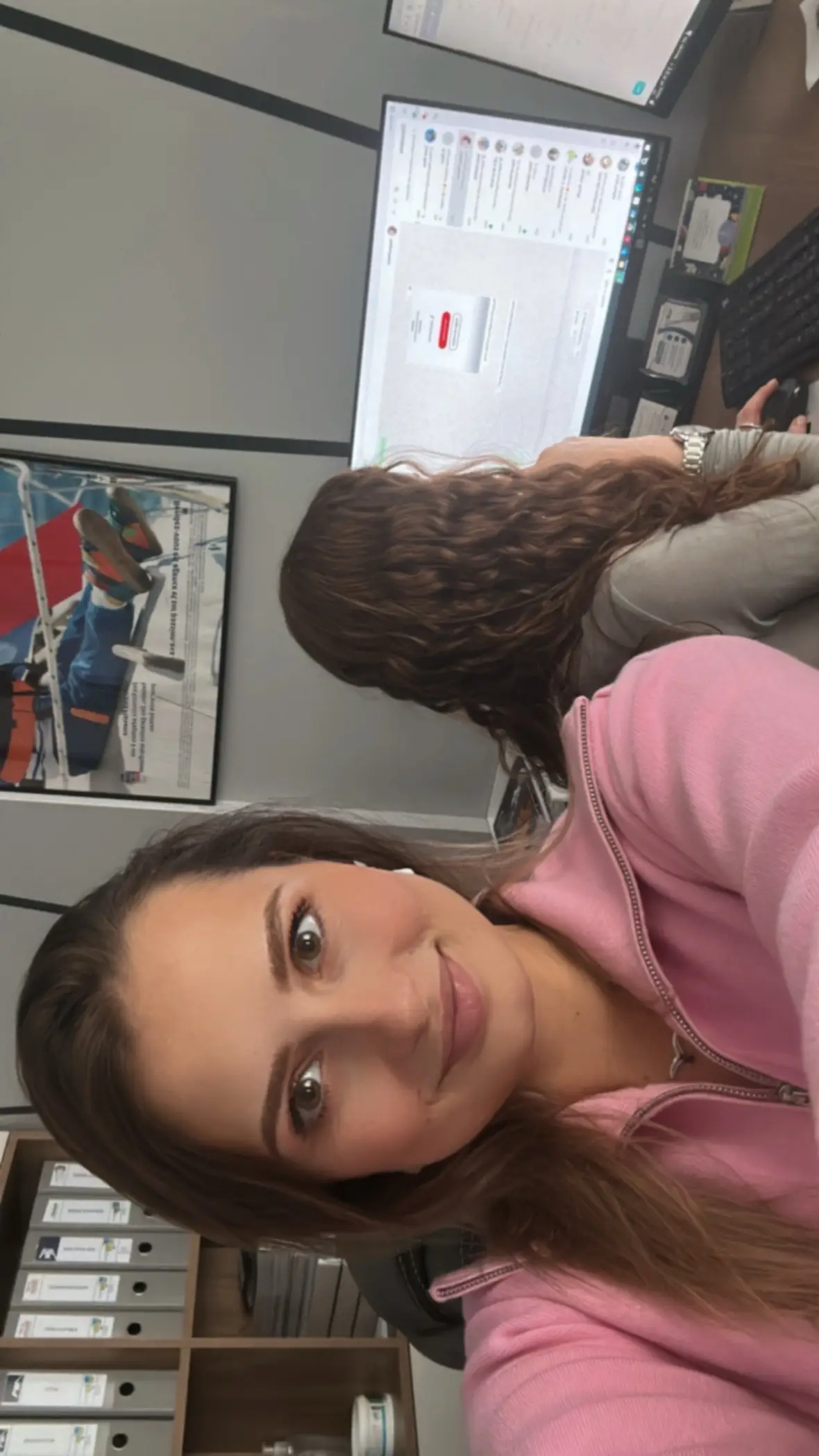 Apropo …  Am o colega noua 🥳 #uvassur #assurance #moldavi #nice #assurance 