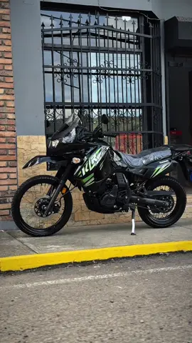 KLR 650 por 18$ 🤷🏻 #klr650 #kawasaki #venezuela🇻🇪 