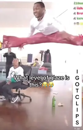 Tylil jumping for LeBron gotta be Top glazing moments of 2025 😭😭😆🥀 #tylil #lebronjames #kaicenat #fyp #IGOTCLIPS 