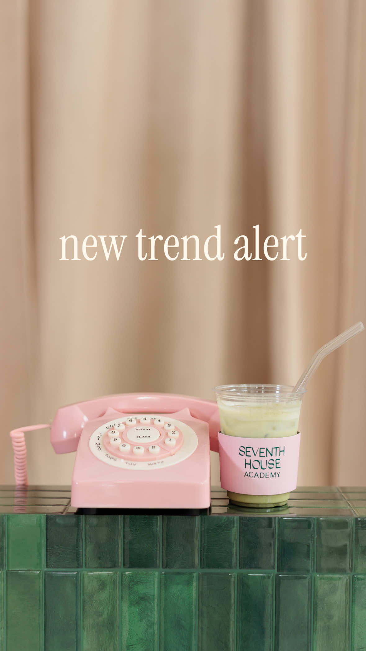 TREND ALERT: “Desktop folder aesthetic”  Think Mac vibes-clicking a folder, and suddenly your whole moodboard flashes on screen How to use it?  → Creators: Drop your favorite moodboards, inspo pics, or dream projects into the “folder.” A fun way to show what’s inspiring you right now  → Freelancers/Agencies: Flash your best work- portfolios, promos, or brand campaigns  → Brands: Turn your products/services into a folder “drop.” Think promos, launches, or behind-the-scenes assets that live in your brand’s desktop.  Why it works: It’s eye-catching, nostalgic (we all know the Mac screen), and feels like a peek into your “creative desktop.” Easy to make, easy to watch, and super sharable💻 #socialmediaideas #contenttips #contentcreator 