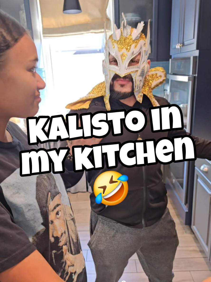 former wwe star Kalisto in my kitchen 🤣 #WWE #kalisto #wwetiktok #wwesmackdown #wrestlingtiktok @samuraydelsol 