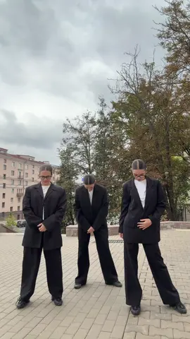 по традиции друзья🤙🏼 наш любимый тренд @ДАША @Анюта #fyp #полинагагарина🤍 #помоейкожевода #dance #вода 