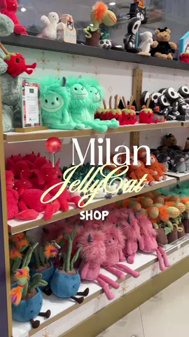This was the cutest toy shop I’ve ever seen in my life, so so so many Jellycats - spoilt for choice 🥰 @Jellycat ☁️ #jellycat #milan #jellycatcollector #jellycatshop #fyp 