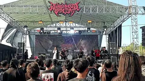 Total Tragedy - Hampa Ku Menanti ________• 🎥 :yt.Total Tragedy Album : Every Story Has a Glory Kritik dan saran tulis di Coment 💬 _______• 📌 °𝚑𝚊𝚜𝚝𝚊𝚐 - #hampakumenanti #Gothicmetal #metalindonesia #fyp 