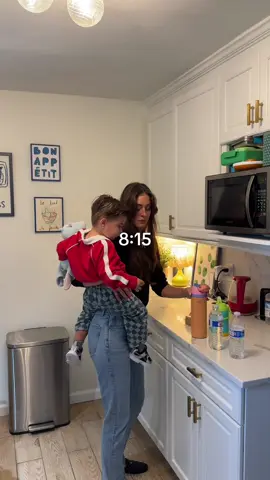 Happy Friday 🧡☀️ do something good for your mental today queens #momlife #morningroutine 